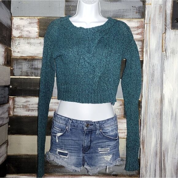 Turquoise & Navy Crop Knit Sweater Medium - Picture 2 of 12